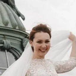Анна, HR